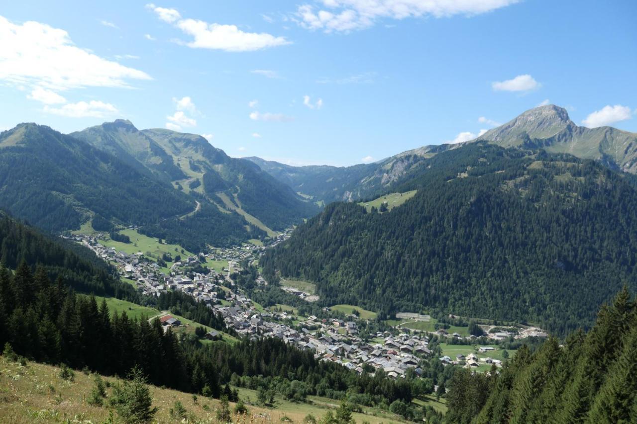 Chalet Cannelle Bed & Breakfast Châtel Exterior photo